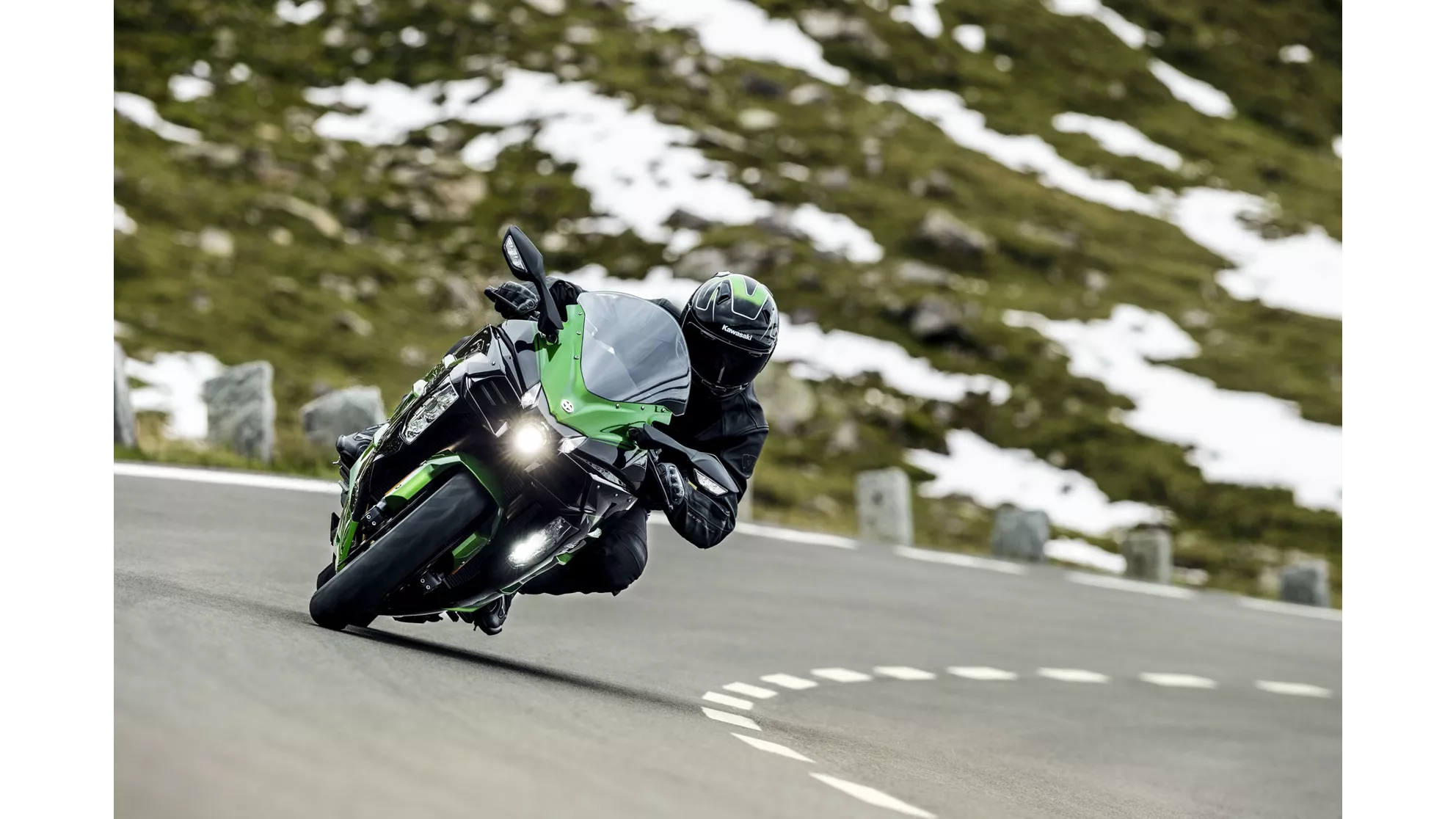 Kawasaki Ninja H2 SX SE - Image 21 Kawasaki Ninja H2 SX SE - Image 21