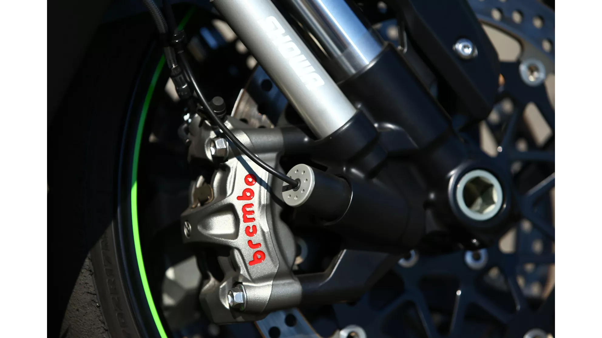 Kawasaki Ninja ZX-10R SE - Image 5 Kawasaki Ninja ZX-10R SE - Image 5