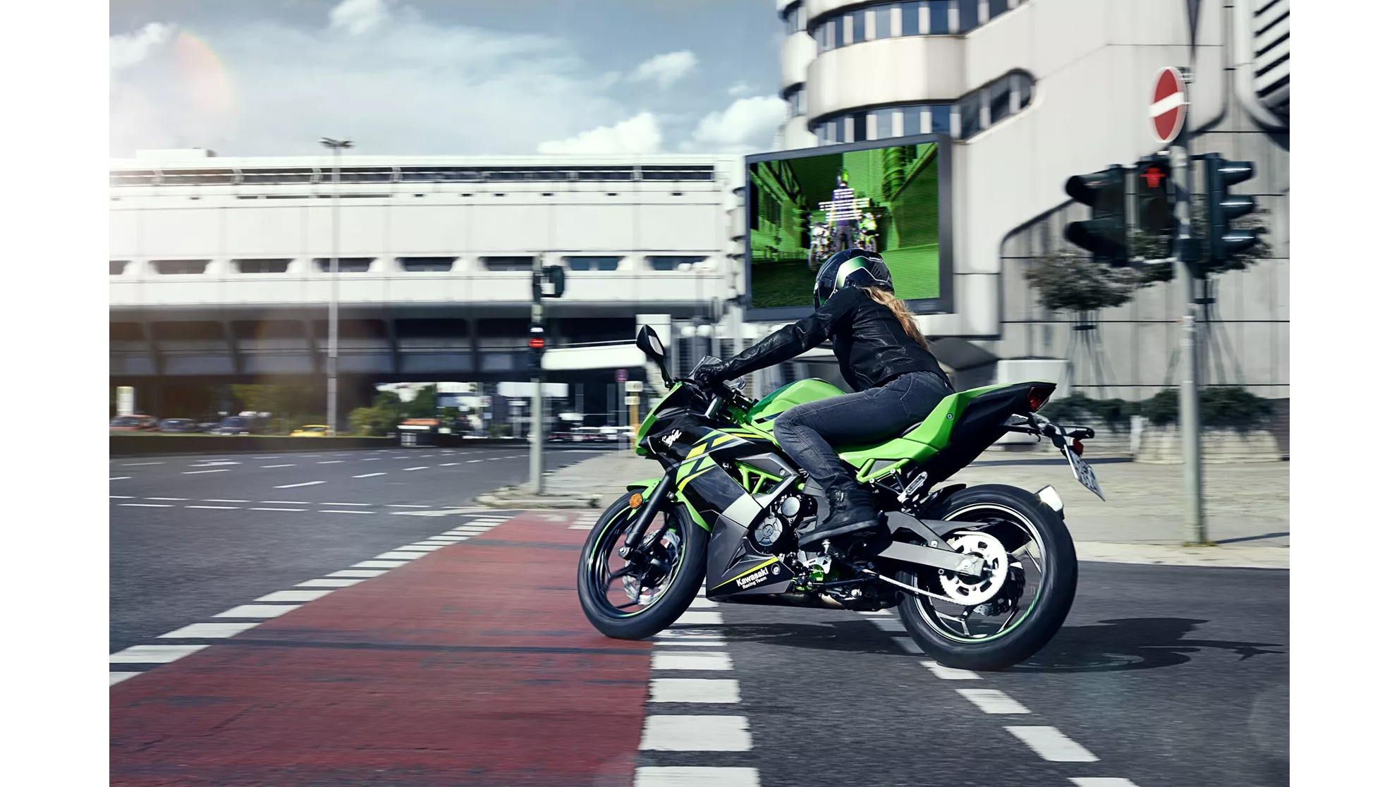 Kawasaki Ninja 125 - Image 16 Kawasaki Ninja 125 - Image 16