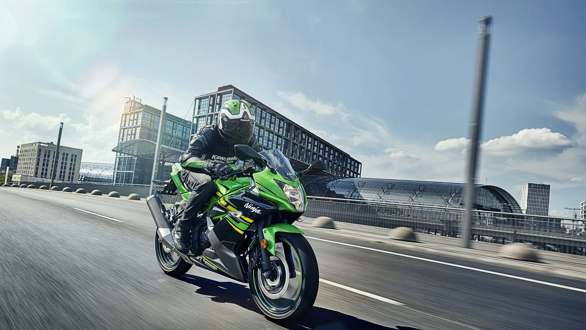 Kawasaki Ninja 125 Bild 18: Kawasaki Ninja 125