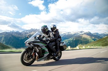 Kawasaki Ninja H2 SX SE+ 2019 - Bild 4 Kawasaki Ninja H2 SX SE+ 2019 - Bild 4
