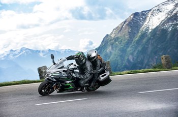 Kawasaki Ninja H2 SX SE+ 2019 - Bild 6 Kawasaki Ninja H2 SX SE+ 2019 - Bild 6