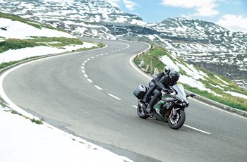 Kawasaki Ninja H2 SX SE+ 2019 - Bild 19 Kawasaki Ninja H2 SX SE+ 2019 - Bild 19