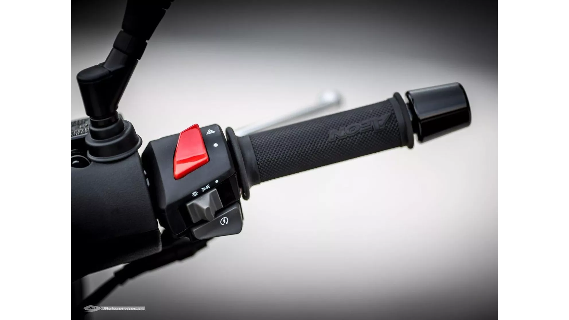 Aeon Elite 400i ABS - Image 3 Aeon Elite 400i ABS - Image 3