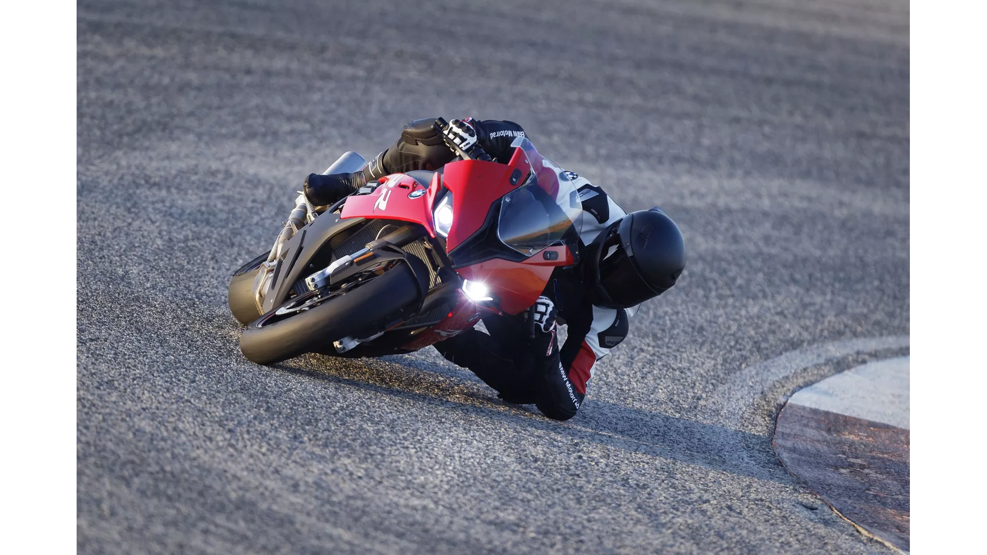 BMW S 1000 RR - Image 11 BMW S 1000 RR - Image 11