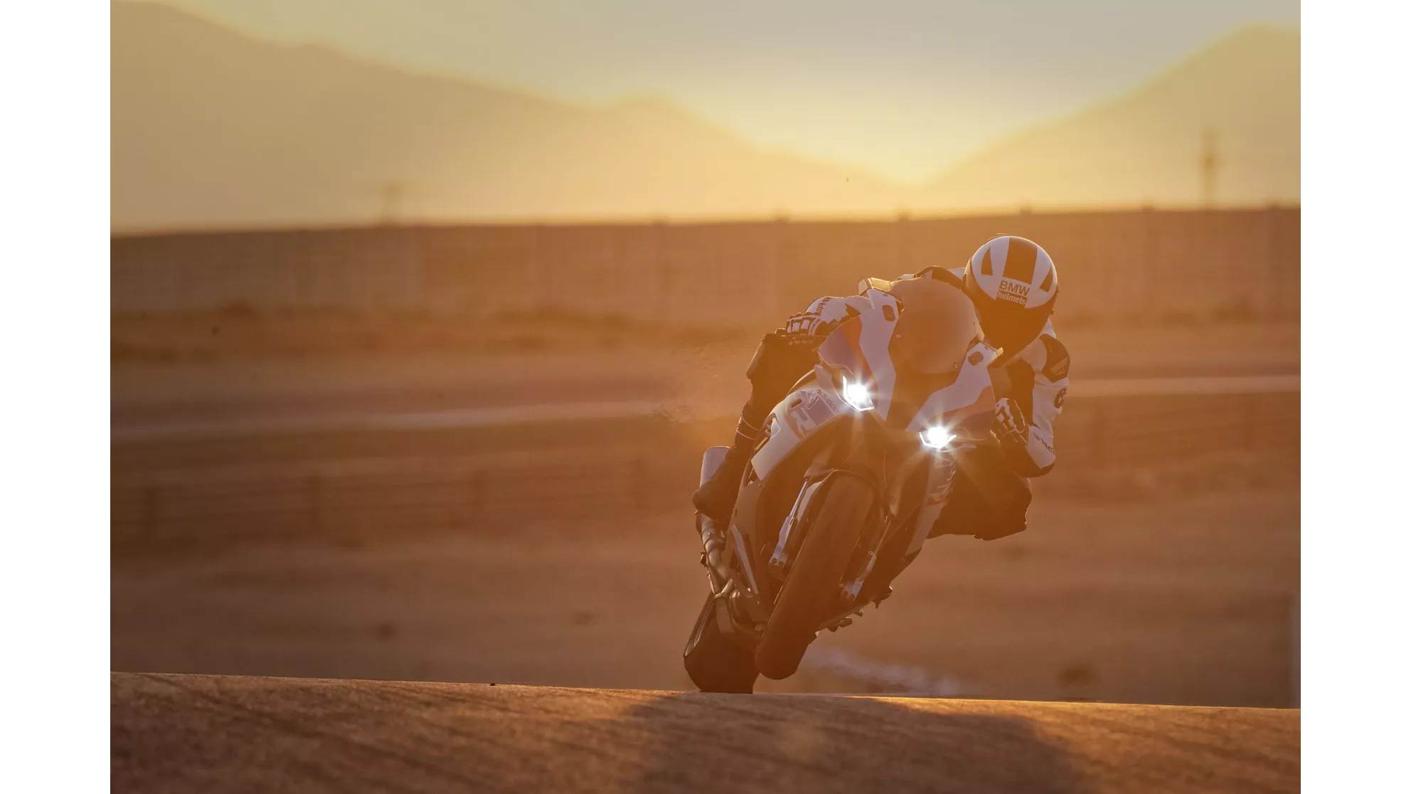 BMW S 1000 RR - Image 18 BMW S 1000 RR - Image 18