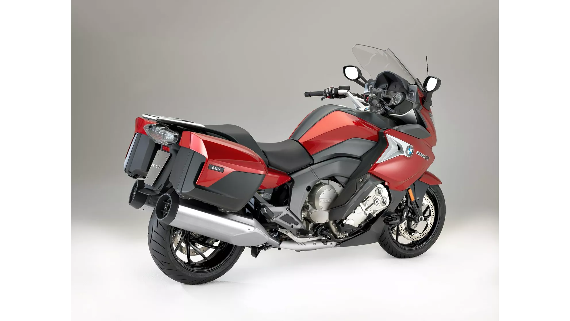 BMW K 1600 GT - Image 1 BMW K 1600 GT - Image 1