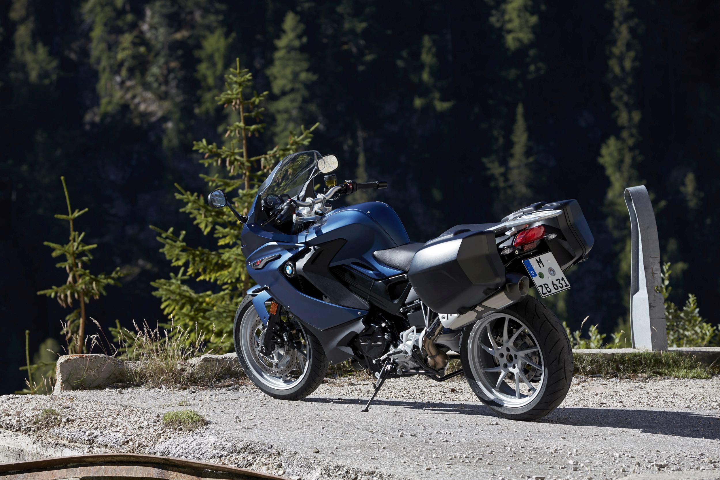 Bmw f900gs. BMW f800gt. Мотоцикл BMW f800r. Мотоцикл БМВ 800 кубов. BMW f800r 2016.