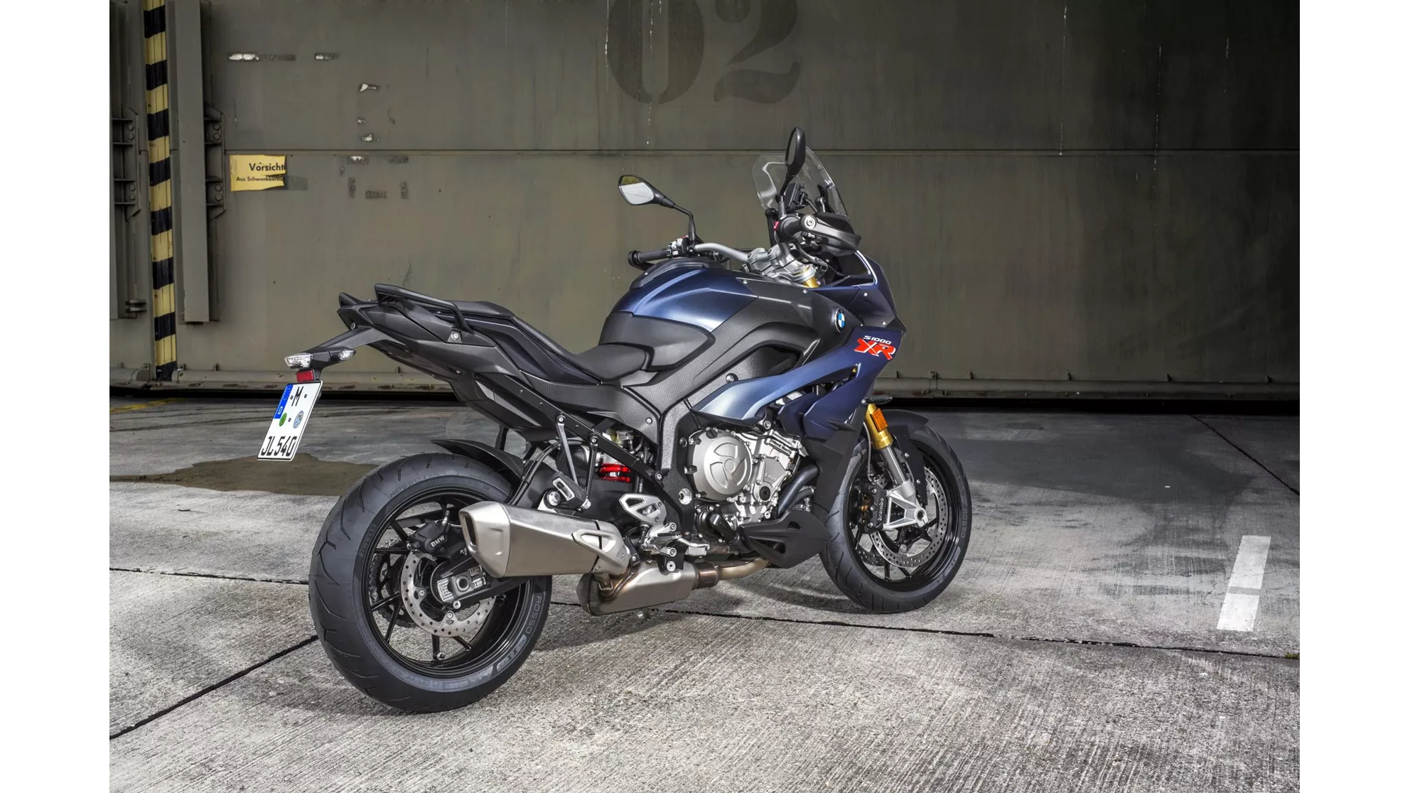 BMW S 1000 XR - Image 6 BMW S 1000 XR - Image 6