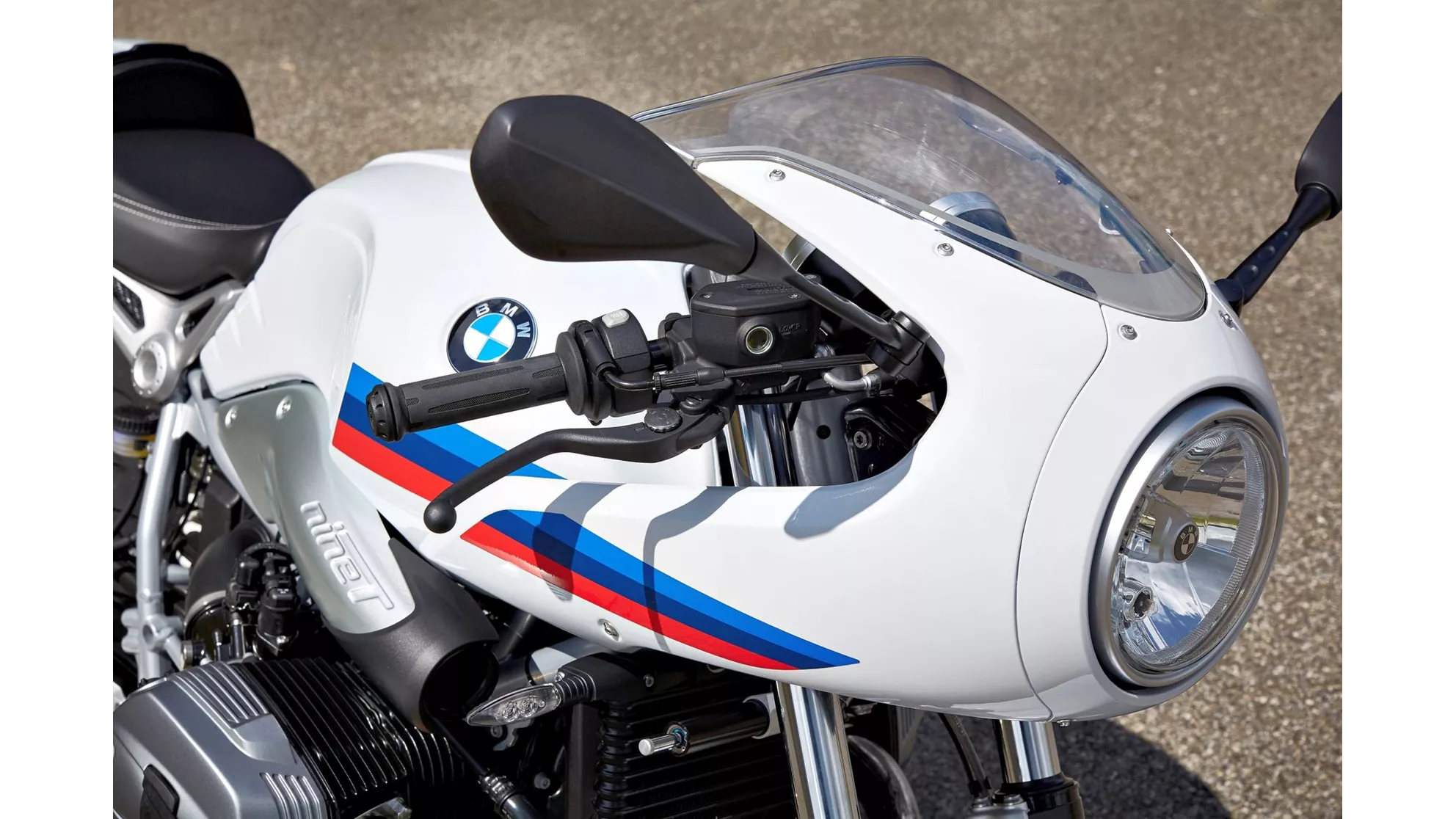 BMW R nineT Racer - Image 15 BMW R nineT Racer - Image 15