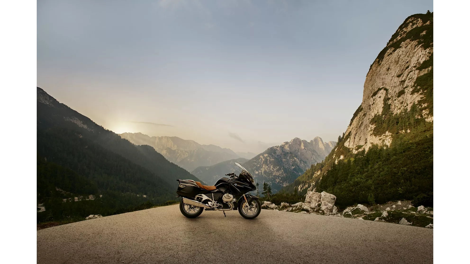 BMW R 1250 RT - Image 17 BMW R 1250 RT - Image 17