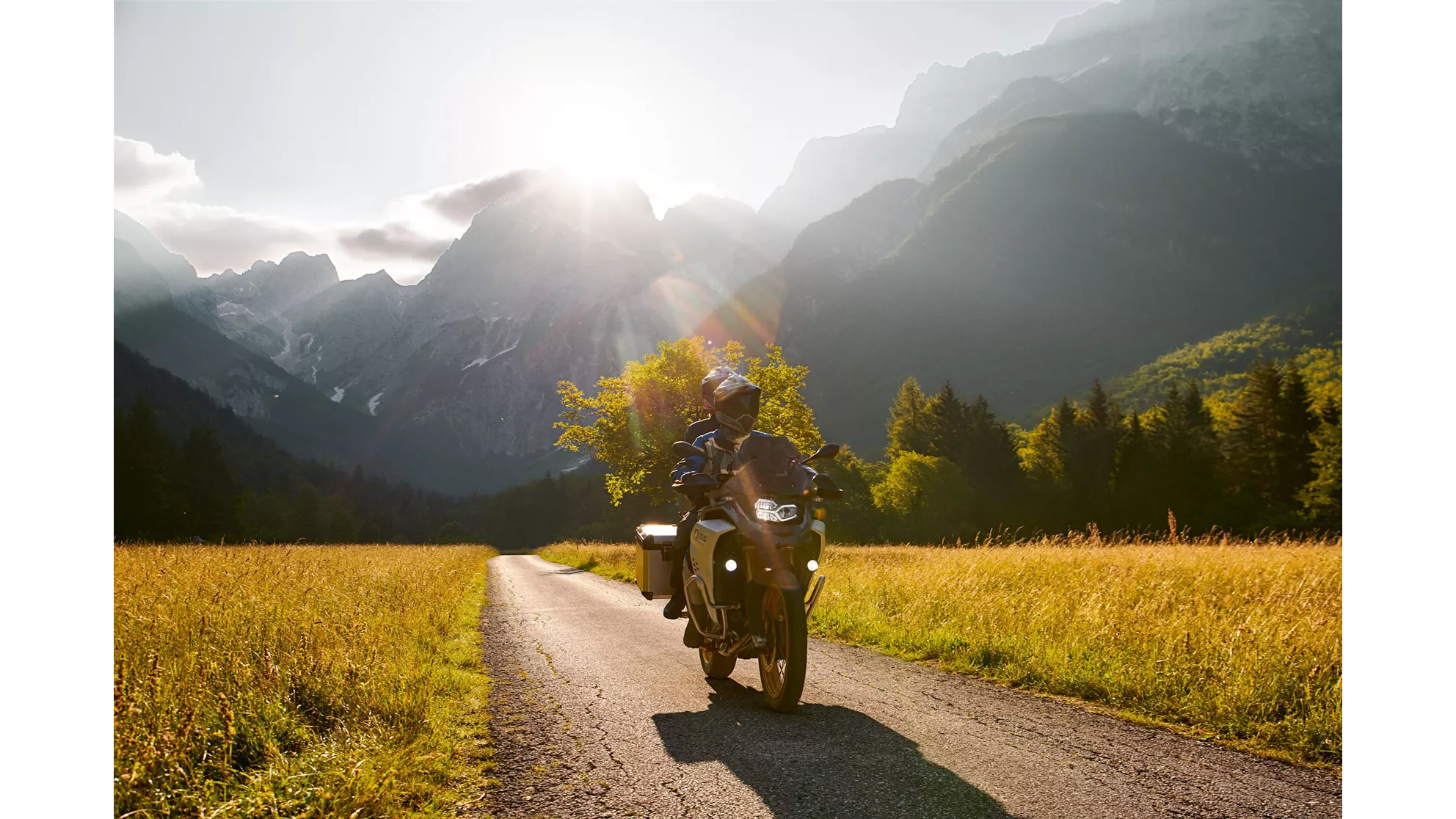 BMW F 850 GS Adventure - Image 14 BMW F 850 GS Adventure - Image 14