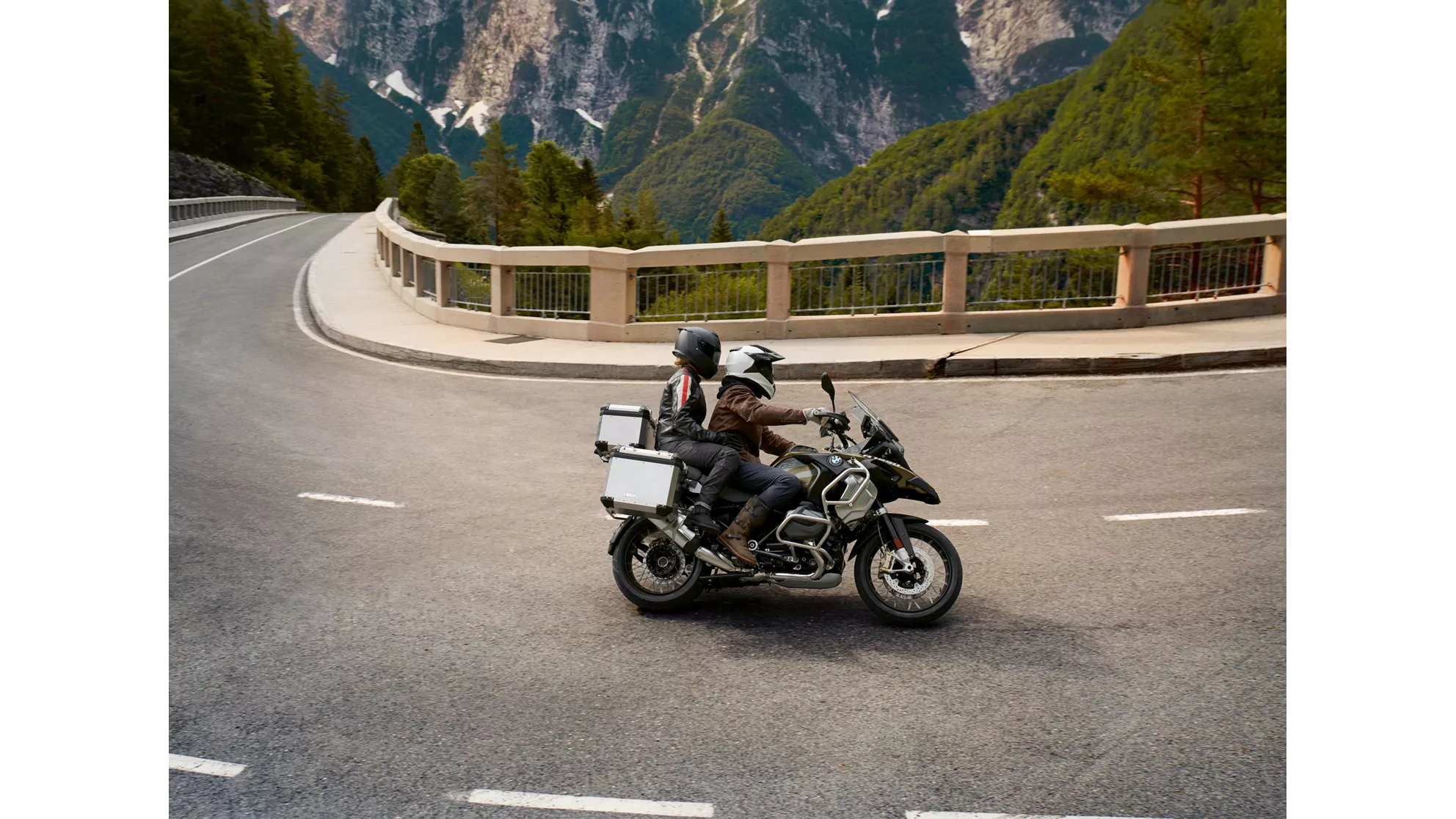 BMW R 1250 GS Adventure - Image 5 BMW R 1250 GS Adventure - Image 5