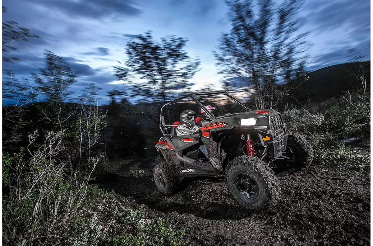 Polaris RZR S 1000 EPS Polaris RZR S 1000 EPS