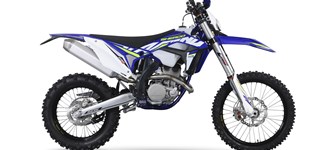 Sherco 250 SEF-R 2019 vs Sherco 300 SEF Factory 2019