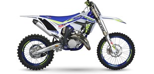 Sherco 125 SE Factory 2022 vs Sherco 125 SC Factory 2019