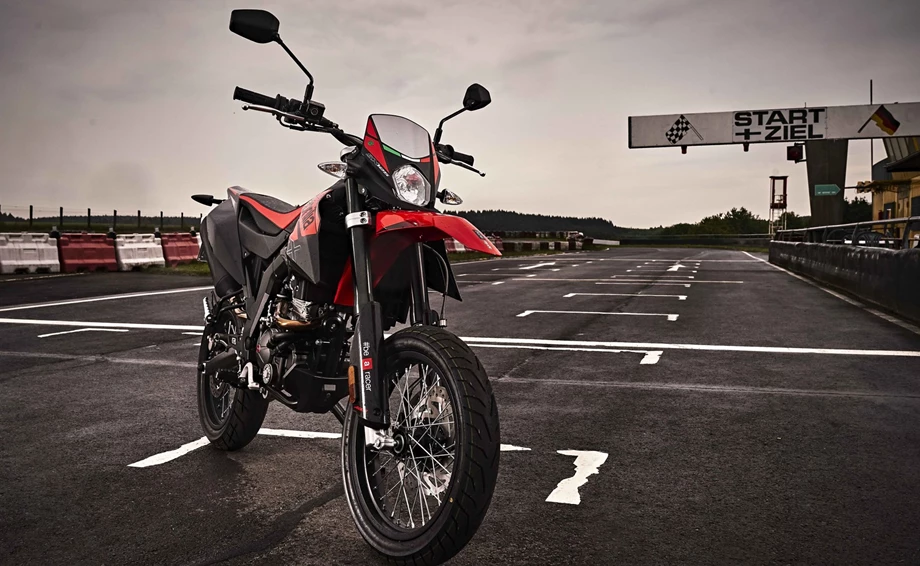 Aprilia SX 125 Bild 7: Aprilia SX 125