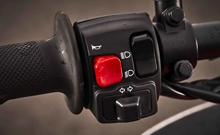 Aprilia SX 125 Bild 19: Aprilia SX 125