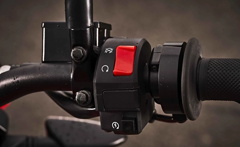 Aprilia SX 125 Bild 20: Aprilia SX 125