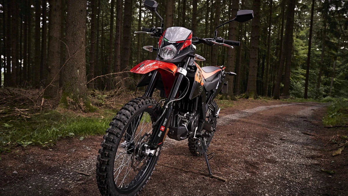 Aprilia RX 125 Bild 14: Aprilia RX 125