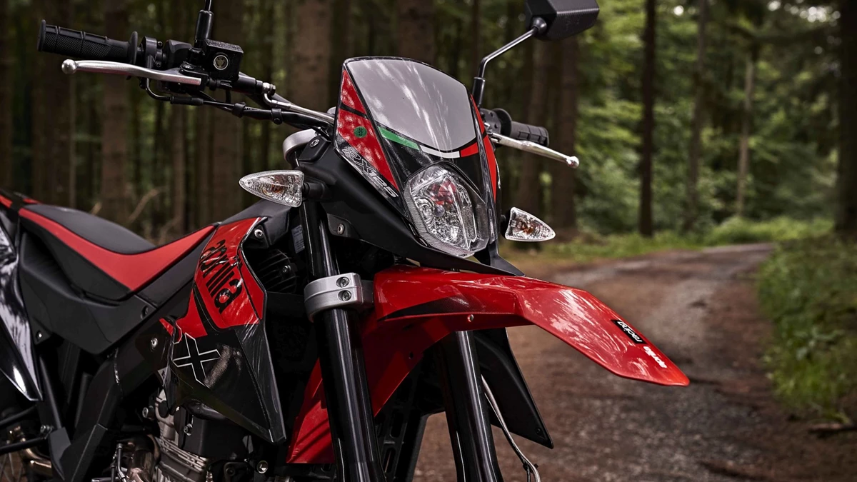 Aprilia RX 125 Bild 25: Aprilia RX 125