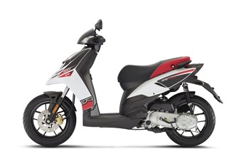 Aprilia SR 50 Motard 2019 - Bild 7