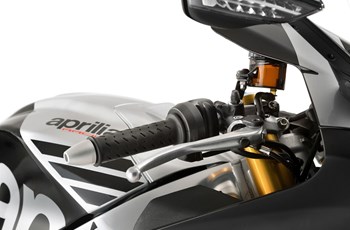 Aprilia RSV4 RF 2019 - Bild 4
