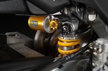 Aprilia RSV4 RF 2019 - Bild 6