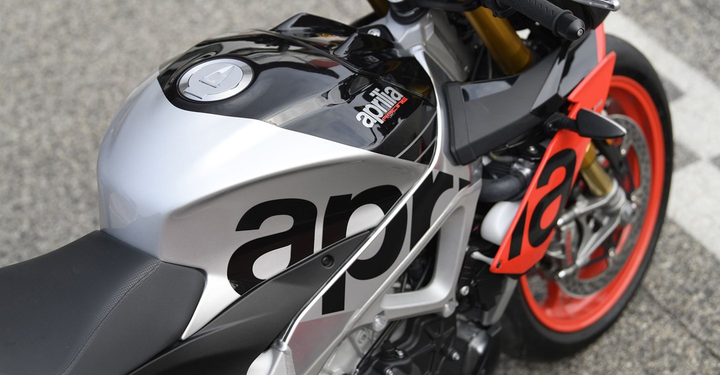 Aprilia Tuono V4 1100 Factory