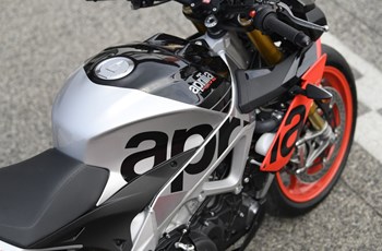 Aprilia Tuono V4 1100 Factory 2019 - Bild 3 Aprilia Tuono V4 1100 Factory 2019 - Bild 3