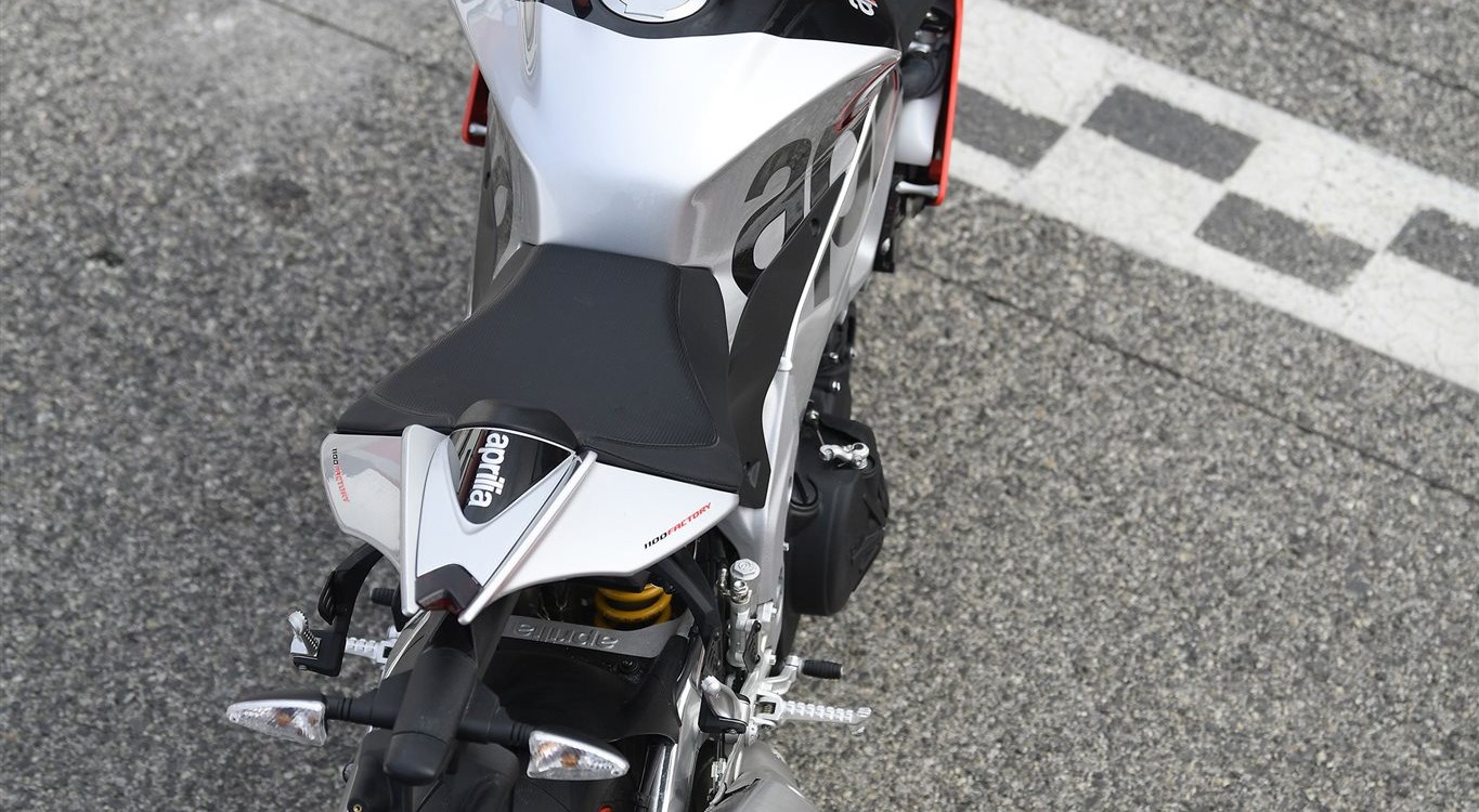 Aprilia Tuono V4 1100 Factory