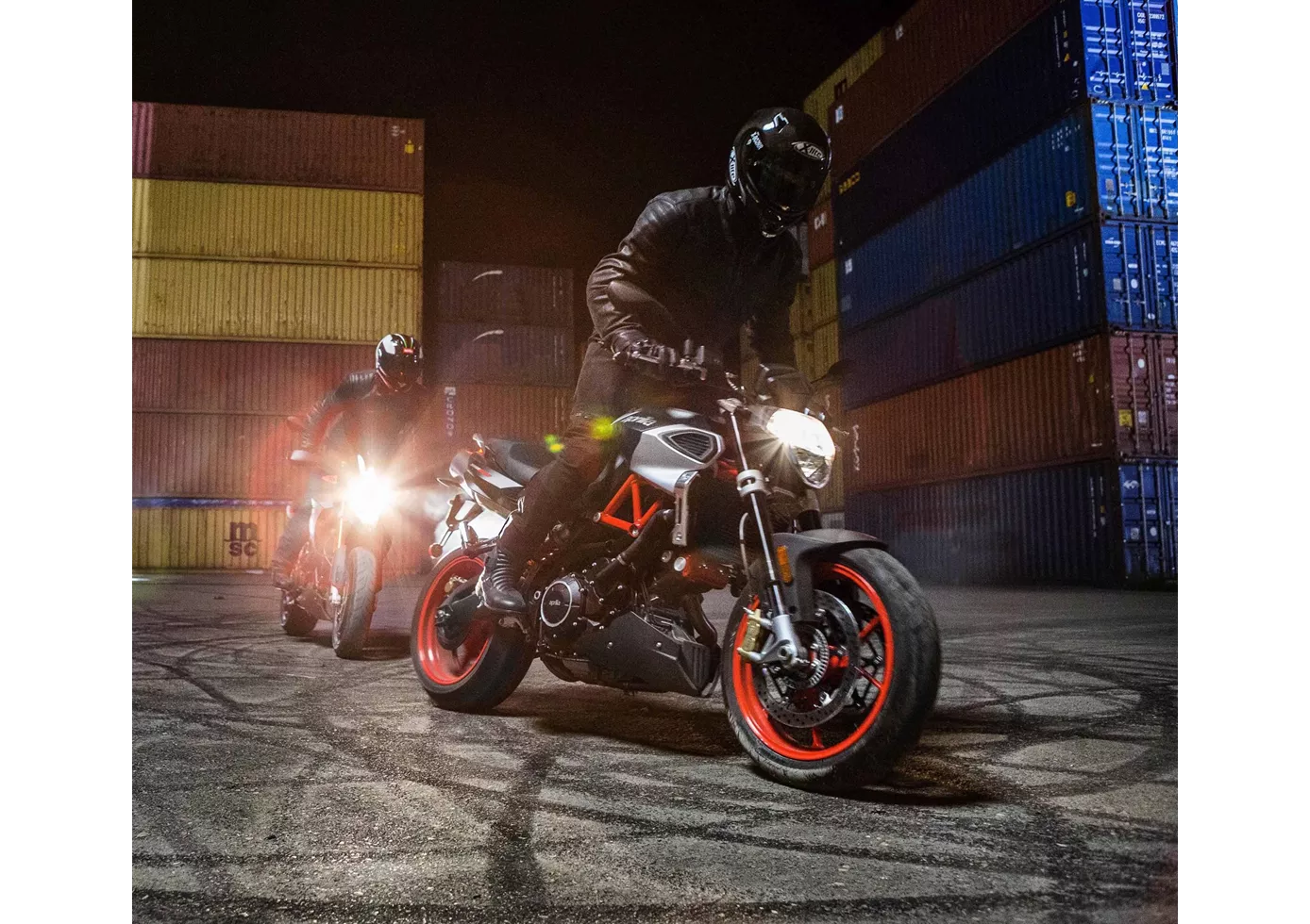 Aprilia Dorsoduro 900 2019