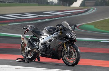 Aprilia RSV4 1100 Factory 2019 - Bild 4 Aprilia RSV4 1100 Factory 2019 - Bild 4
