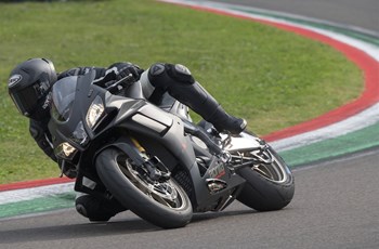 Aprilia RSV4 1100 Factory 2019 - Bild 8 Aprilia RSV4 1100 Factory 2019 - Bild 8