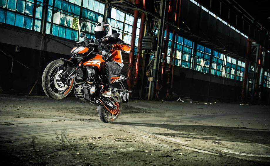 KTM 125 Duke Bild 4: KTM 125 Duke