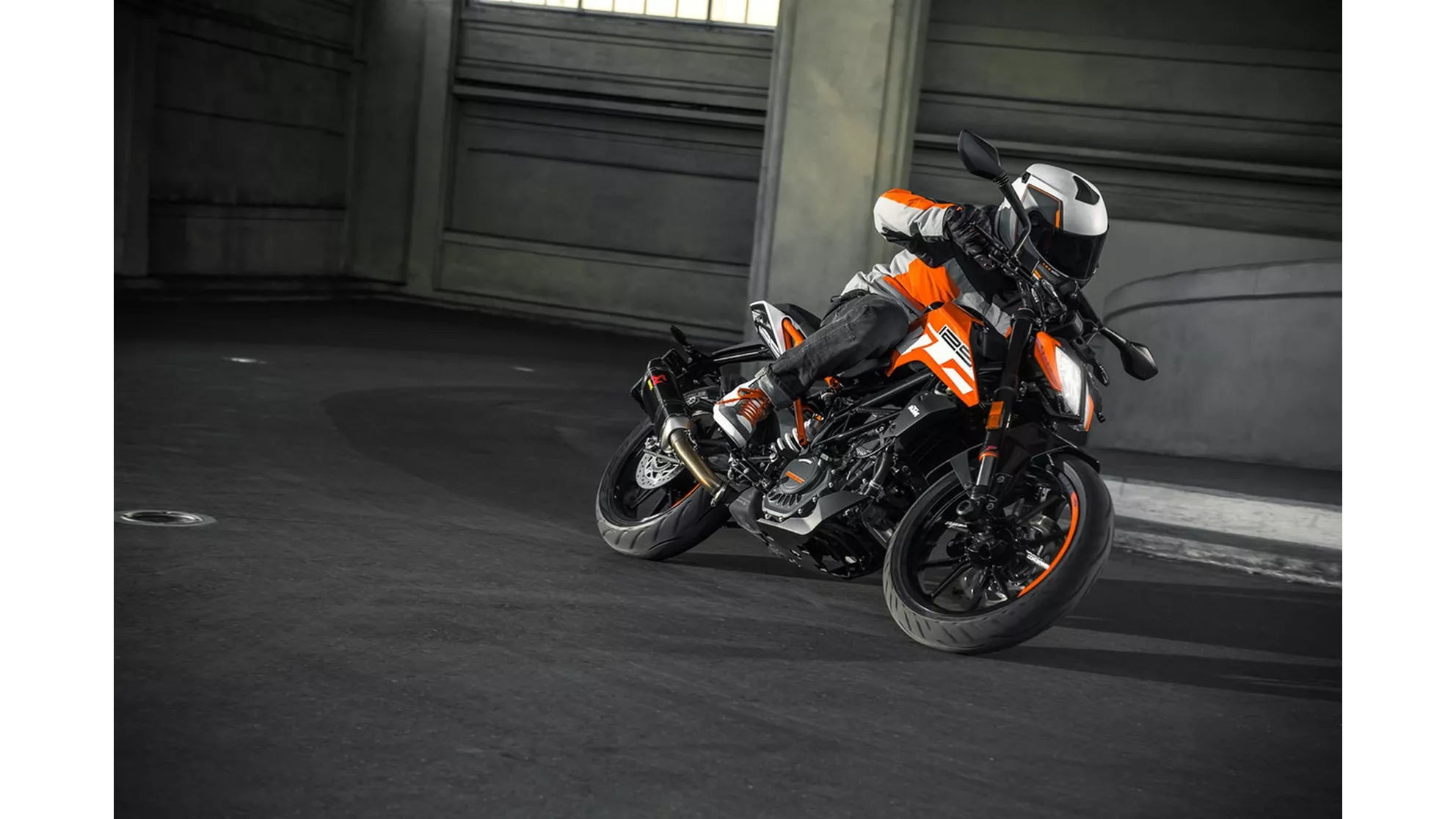 KTM 125 Duke - Image 5 KTM 125 Duke - Image 5