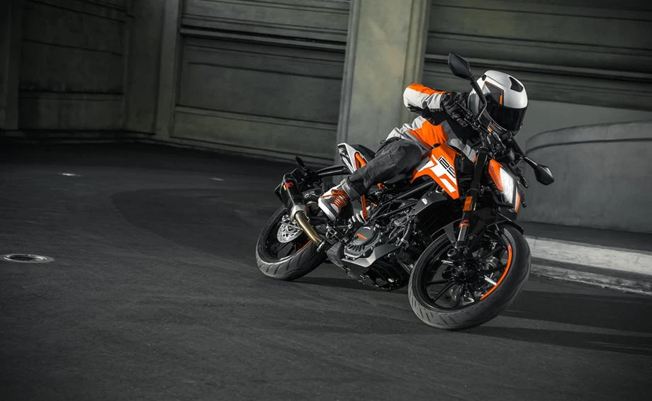 KTM 125 Duke Bild 7: KTM 125 Duke
