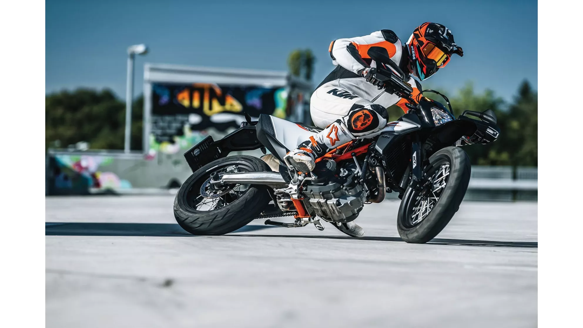 KTM 690 SMC R - Image 10 KTM 690 SMC R - Image 10