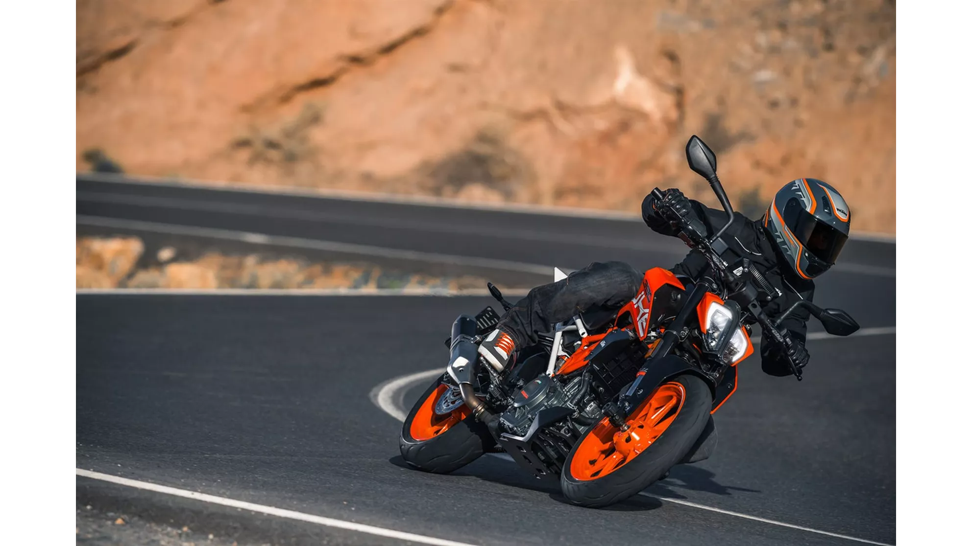 KTM 390 Duke - Image 1 KTM 390 Duke - Image 1