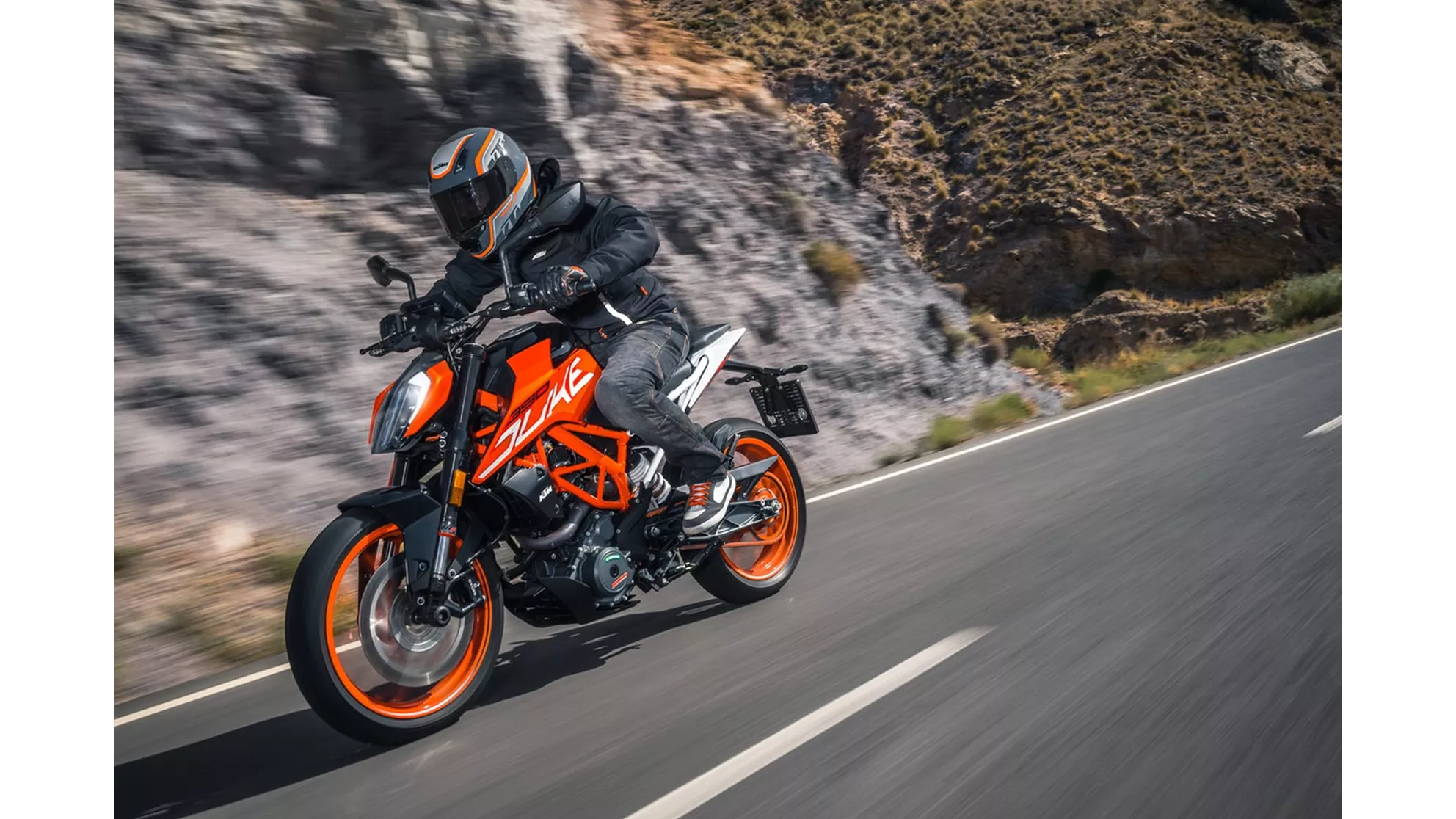 KTM 390 Duke - Image 14 KTM 390 Duke - Image 14
