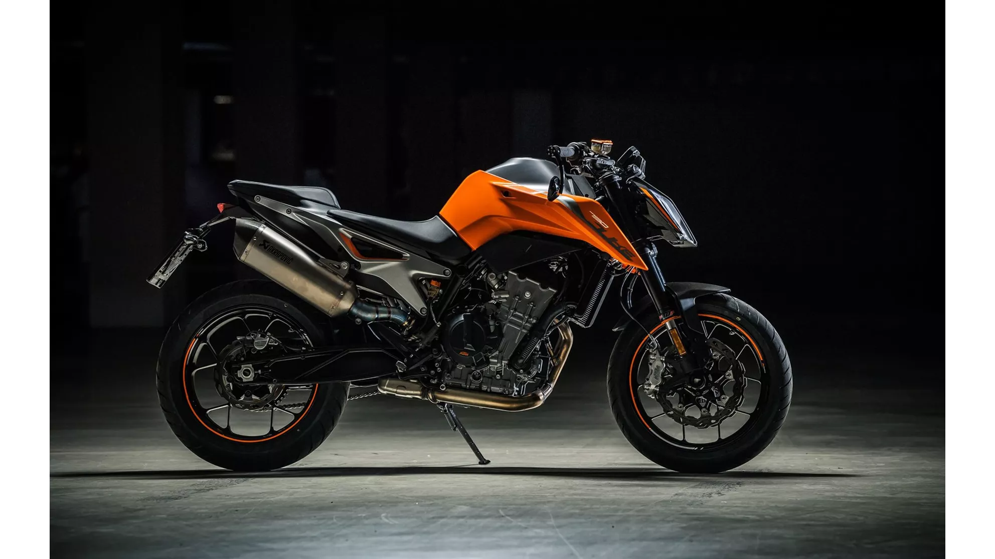 KTM 790 Duke - Image 4 KTM 790 Duke - Image 4