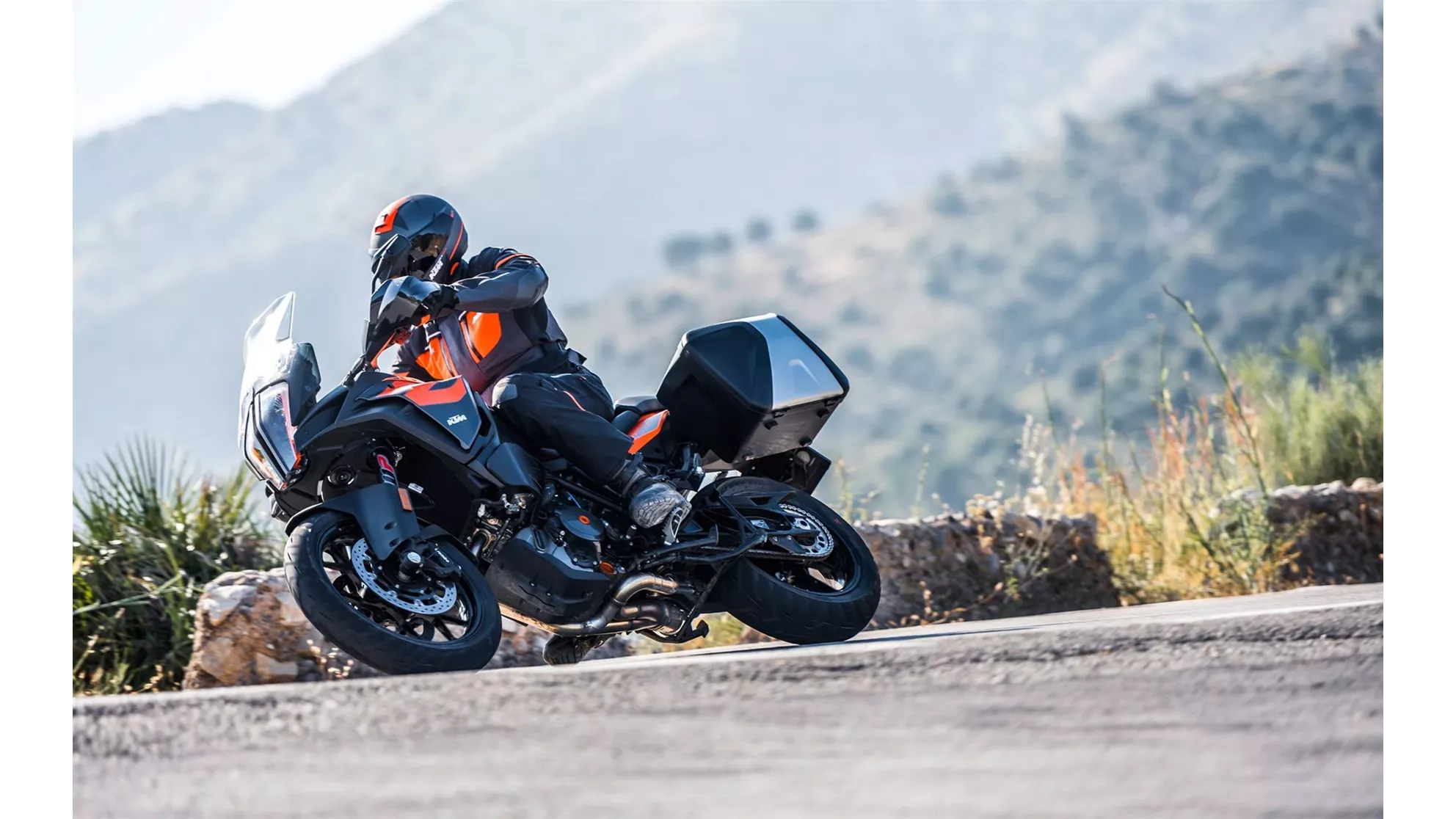 KTM 1290 Super Adventure S - Image 1 KTM 1290 Super Adventure S - Image 1