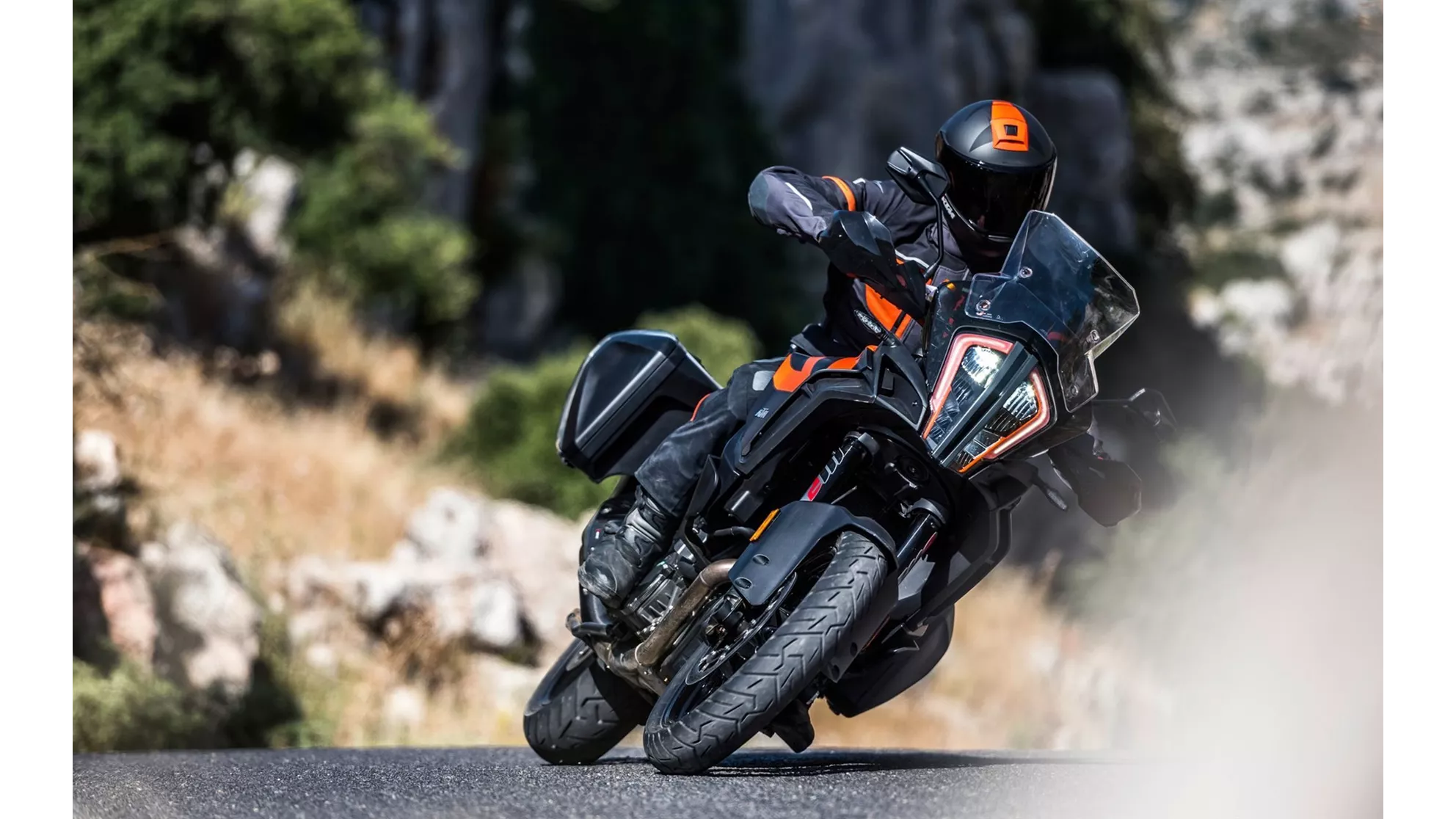 KTM 1290 Super Adventure S - Image 11 KTM 1290 Super Adventure S - Image 11