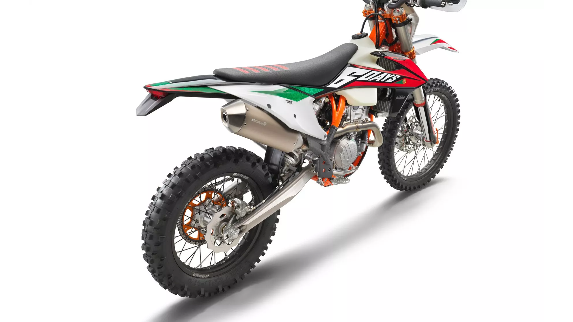 KTM 250 EXC-F SIX DAYS - Image 2 KTM 250 EXC-F SIX DAYS - Image 2