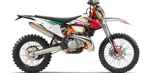 KTM 300 EXC TPI Sixdays 2020 vs KTM 350 EXC-F Sixdays 2021