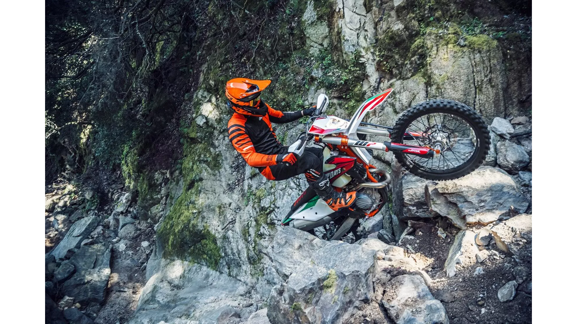 KTM 450 EXC-F SIX DAYS - Image 2 KTM 450 EXC-F SIX DAYS - Image 2