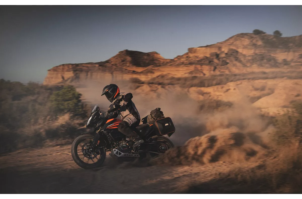 KTM 390 Adventure KTM 390 Adventure