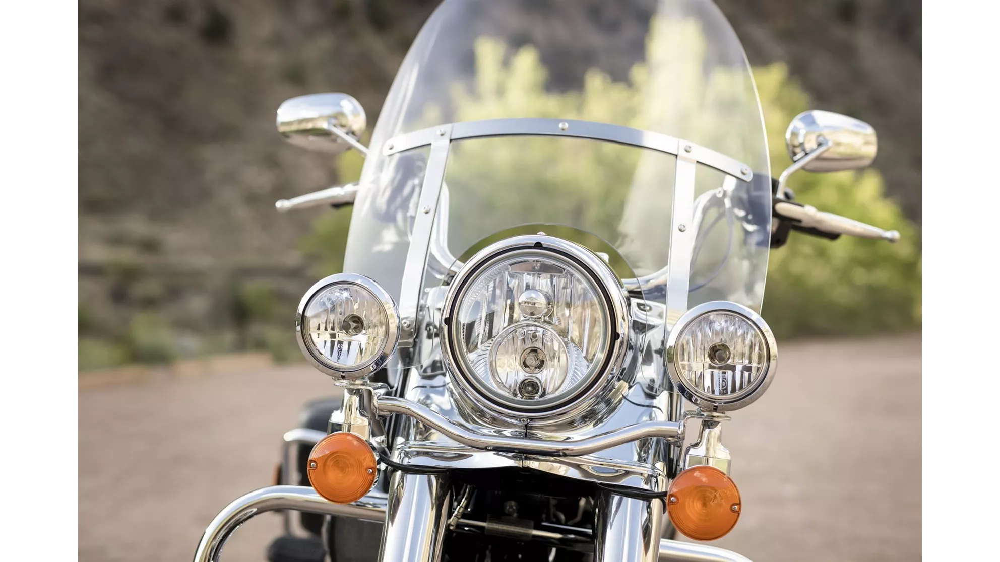 Harley-Davidson Road King Classic FLHRC - Slika 3