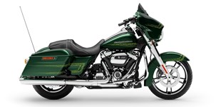 Harley-Davidson Touring Electra Glide Ultra Limited FLHTK 2016 vs Harley-Davidson Street Glide FLHX 2020