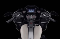 Harley-Davidson CVO Road Glide FLTRSE 2020 - Bild 3 Harley-Davidson CVO Road Glide FLTRSE 2020 - Bild 3